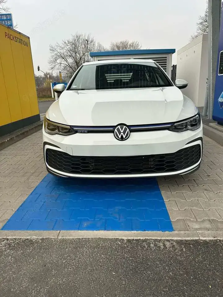 Volkswagen Golf GTE eHybrid