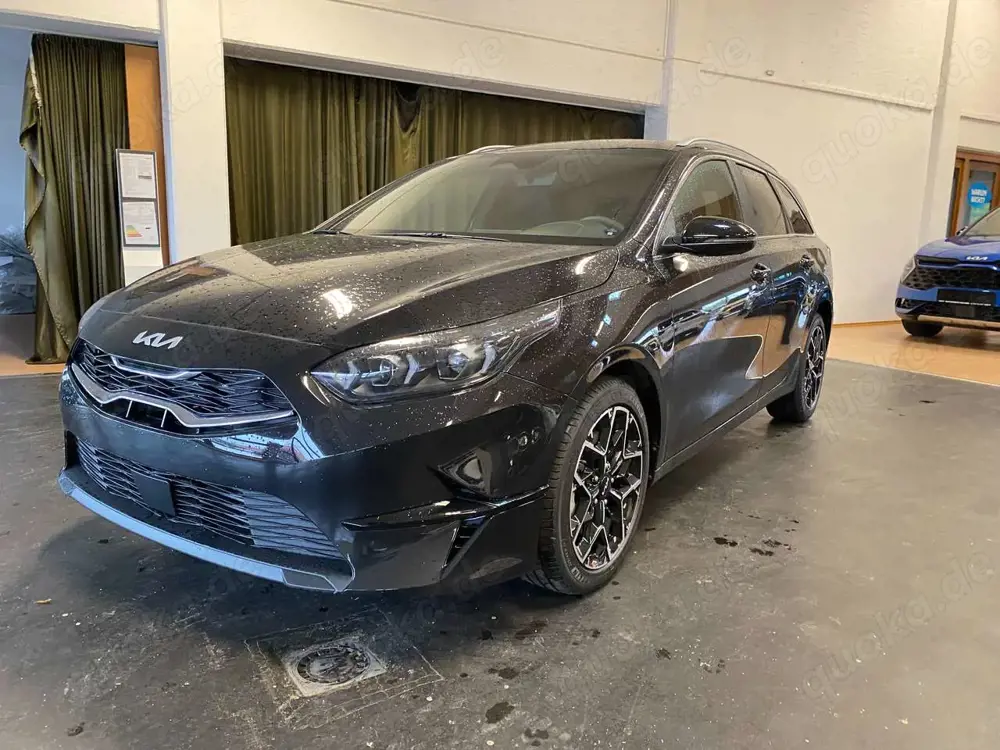 Kia Ceed SW / cee'd SW Nightline