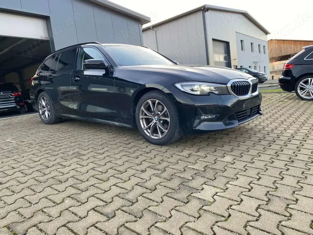 BMW 320 BMW320 d Sport Line AHK/SPORT-SZ/KAMERA