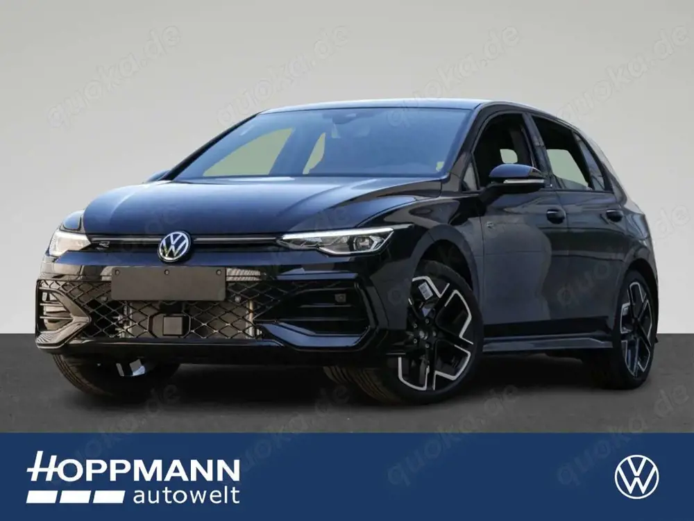 Volkswagen Golf VIII 1.5 eTSI R-Line DSG Pano AHK Business