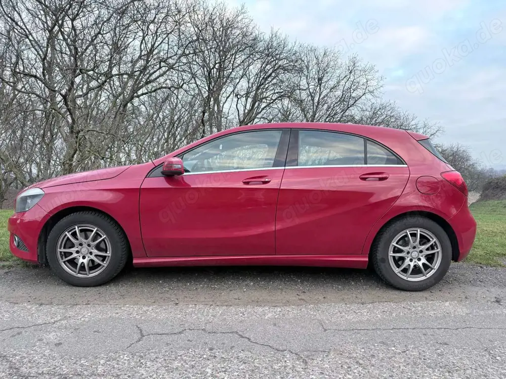 Mercedes-Benz A 180 A-Klasse (BlueEFFICIENCY)