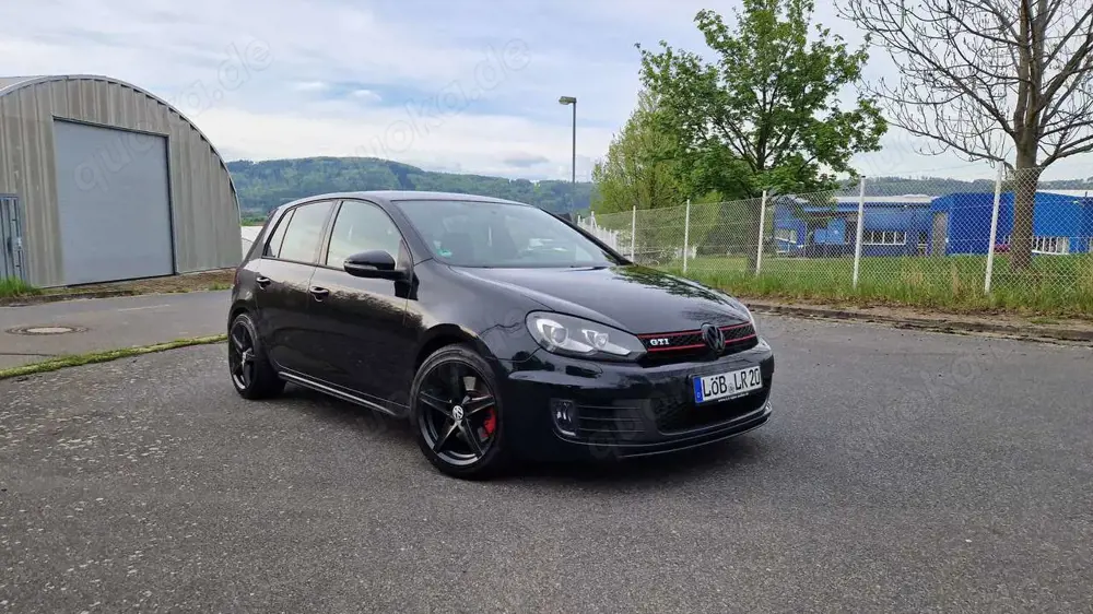 Volkswagen Golf GTI 2.0