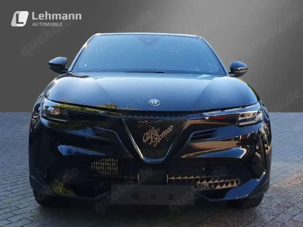 Alfa Romeo Junior Ibrida Q4 1,2 VGT 107kW -Panoramadach-