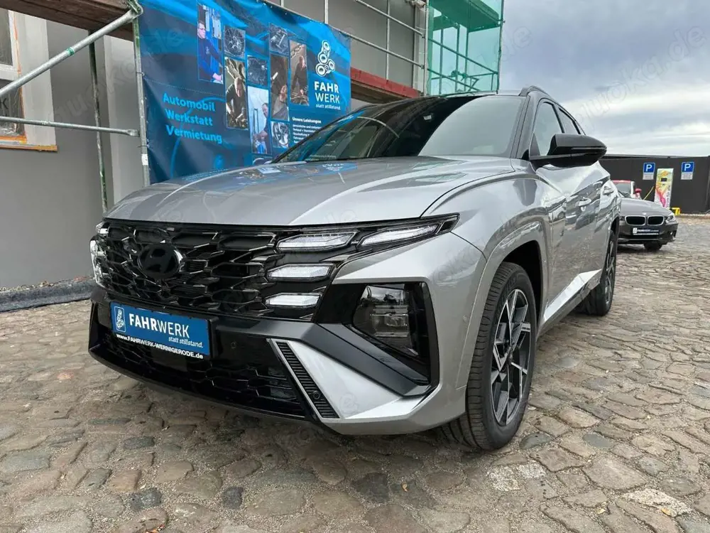 Hyundai TUCSON 1.6 T-GDi HEV 4WD N Line 215 PS Matrix