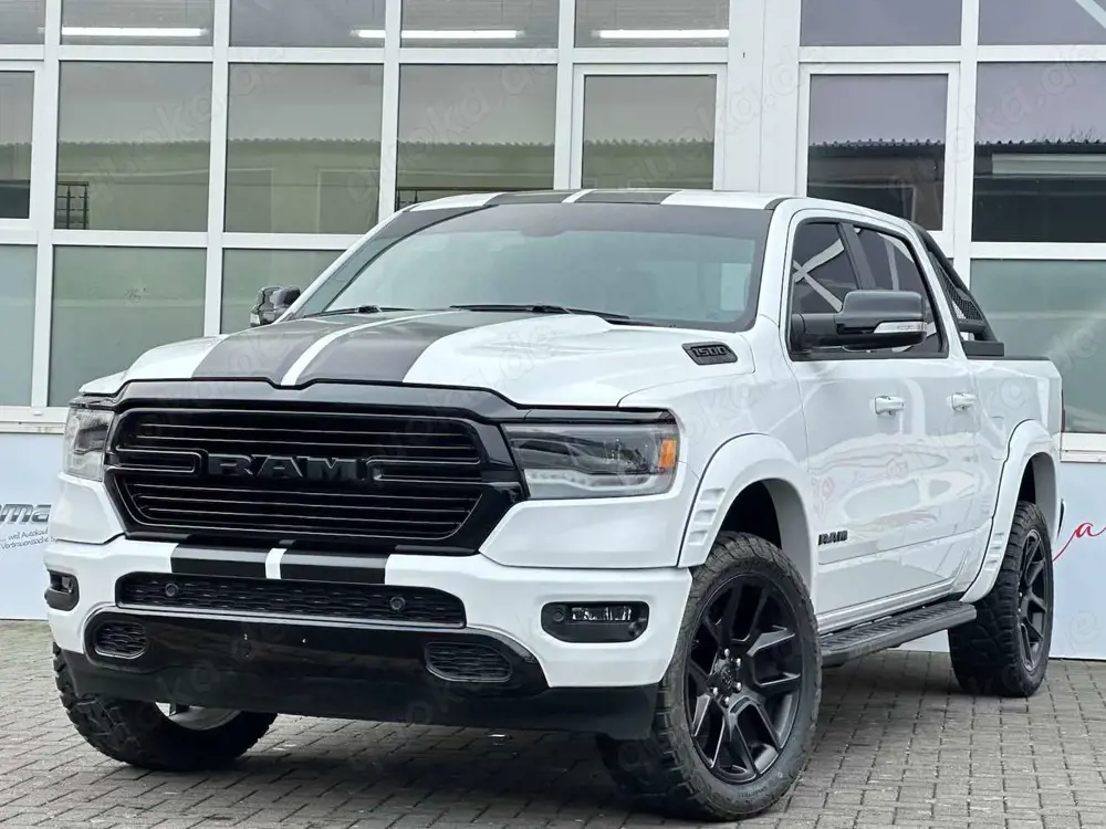 Dodge RAM 1500 Laramie 5,7L 4x4 Prins LED Pano 22´´