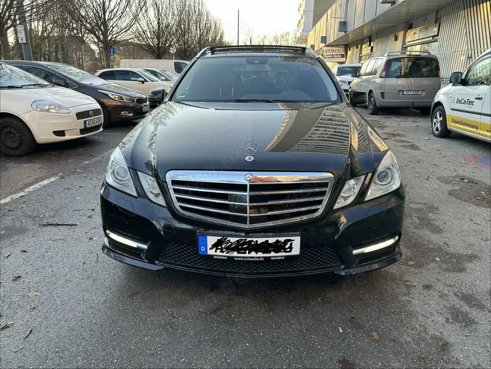 Mercedes-Benz E 250 T BlueEFFICIENCY 7G-TRONIC Avantgarde