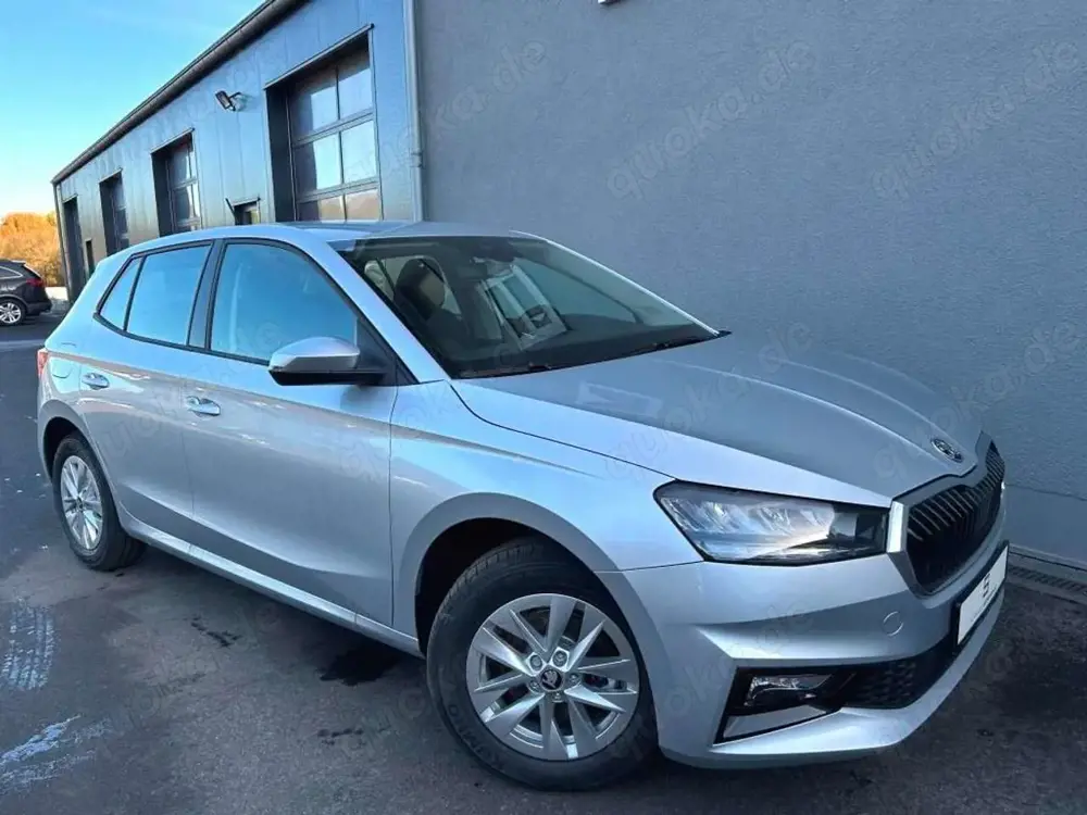 Skoda Fabia Selection DSG SitzheizungSmart link 5 Jahr