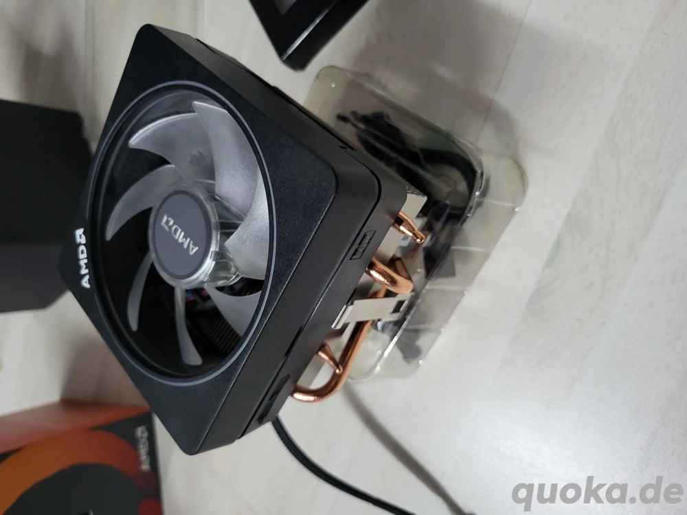AMD Ryzen 7 2700X Prozessor plus CPU Kühler