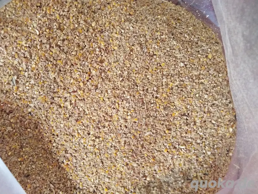 Hühnerfutter, Geflügelfutter Legemehl oder Körnermischung 25kg
