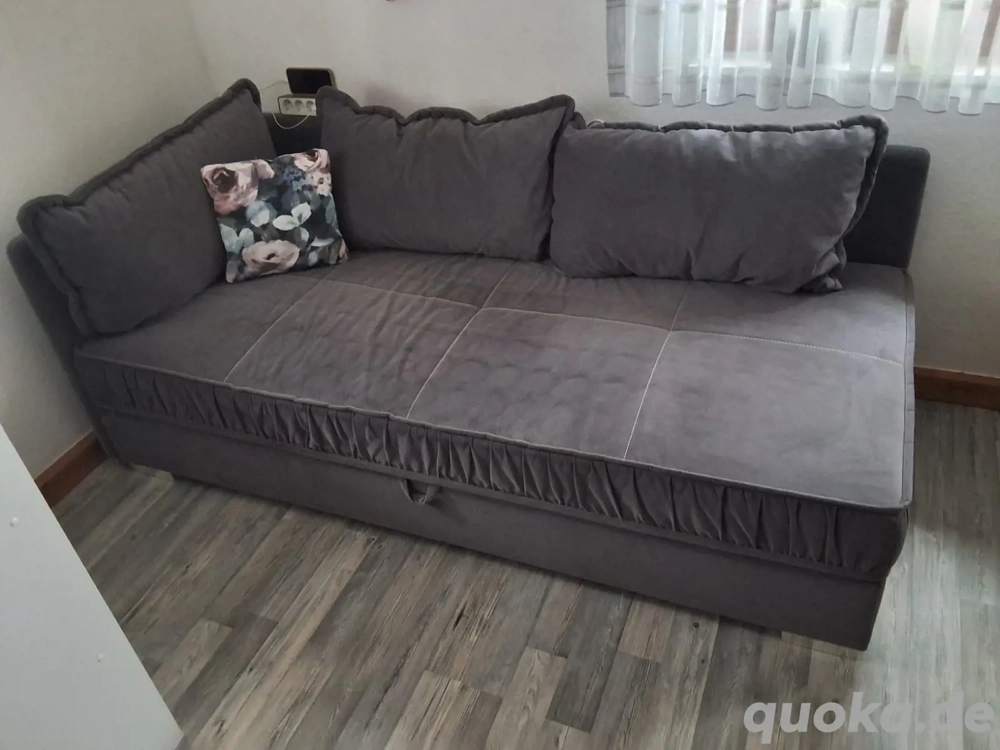 Verkaufe einen Sofa  Bett