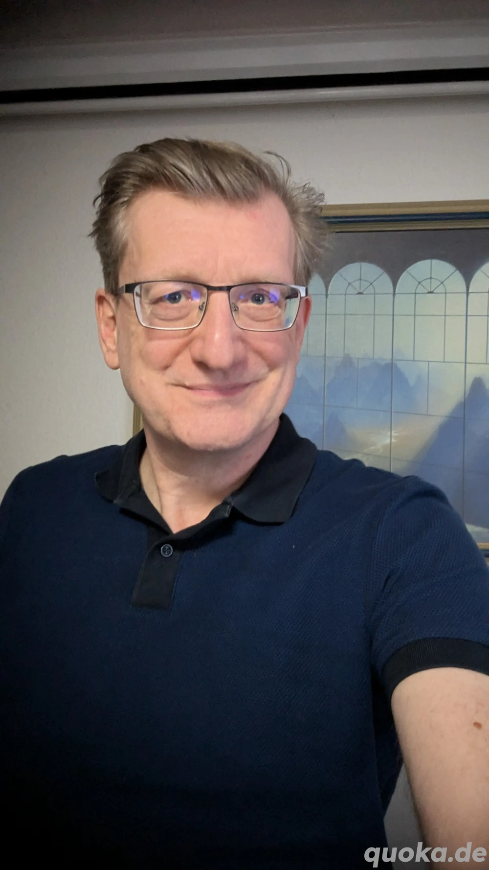 Lass mich deine Brüste und Nippel verwöhnen