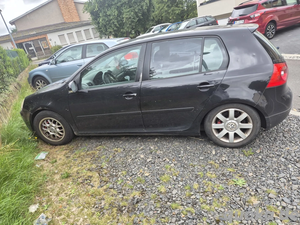 Golf v 5 2.0 TDI 