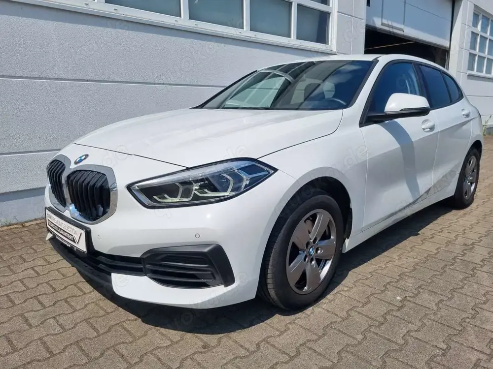 BMW 118 i Advantage LED Tempomat Klimaaut. Shz PDC