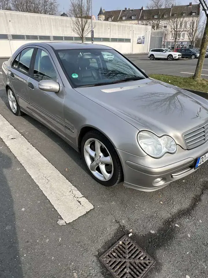 Mercedes-Benz C 200 Kompressor Avantgarde