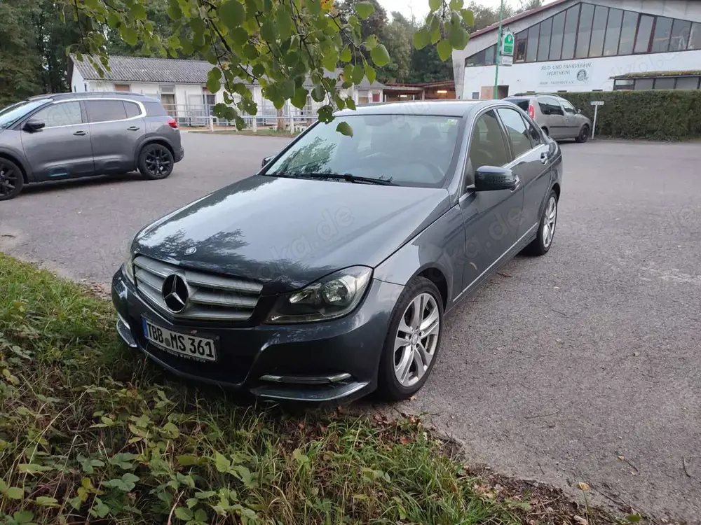 Mercedes-Benz C 200 C-Klasse CGI BlueEFFICIENCY Avantgarde