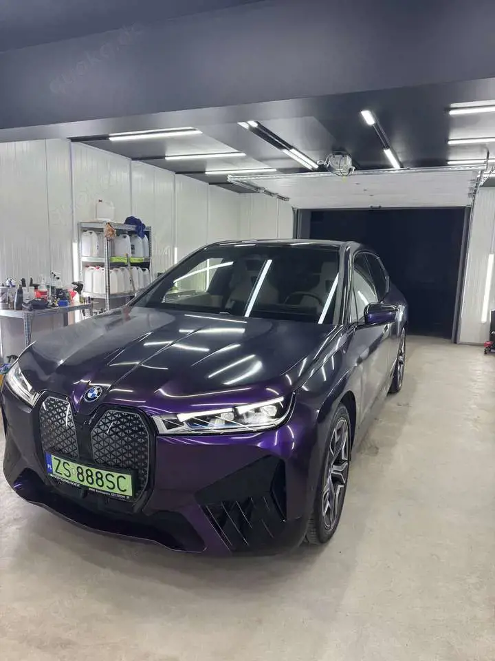 BMW iX xDrive50