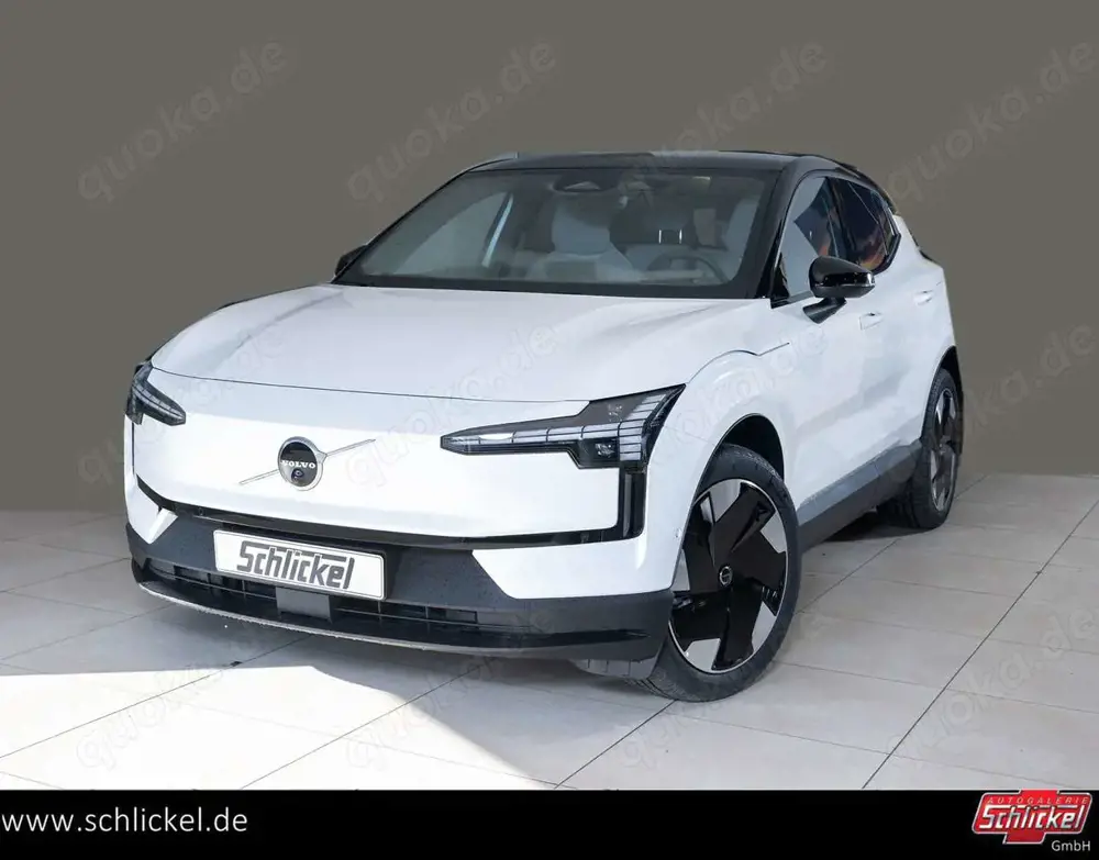 Volvo EX30 Ultra  Single Motor Extended Range Park Pilot