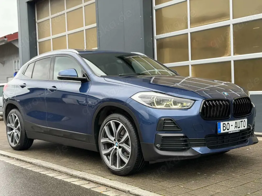 BMW X2 xDrive 20 d PANO ACC Keyless LED Navi+ HuD 19 DAB