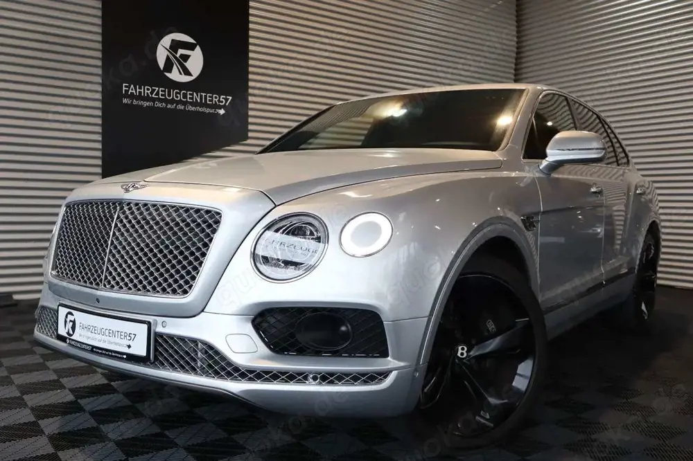Bentley Bentayga 6.0 W12 4WD/SOFTCLOSE/PANO/LED/MASSAGE