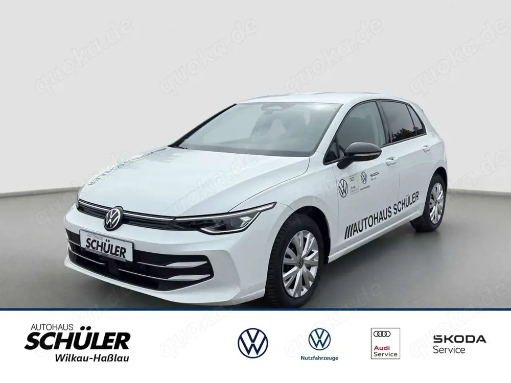 Volkswagen Golf VIII 1.5 eTSI LED-PLUS*NAVI*RFK*ACC