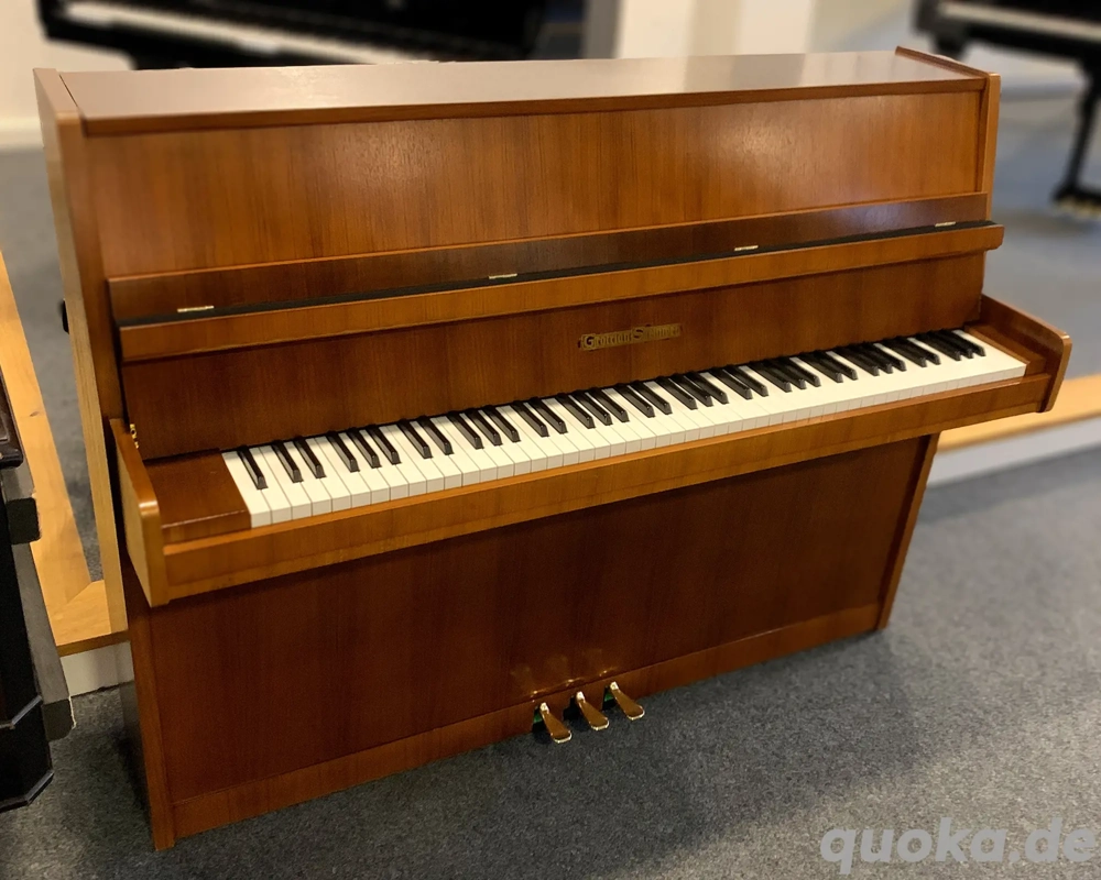 Grotrian-Steinweg Klavier - Modell 110 in Nußbaum - Baujahr 1969