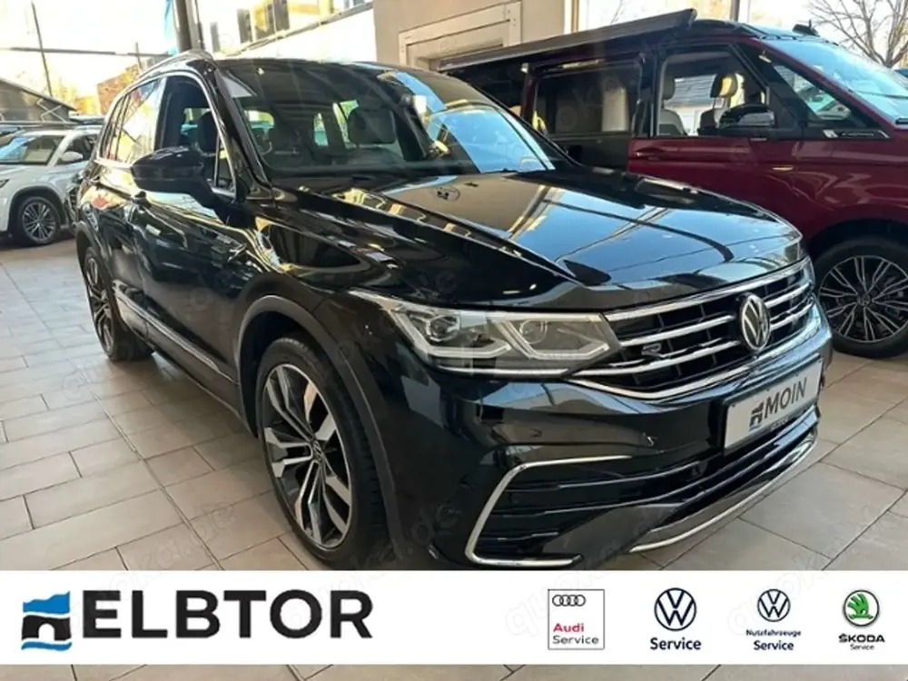 Volkswagen Tiguan R-Line TDI DSG IQ-LIGHT STHZ NAVI ACC LEDER