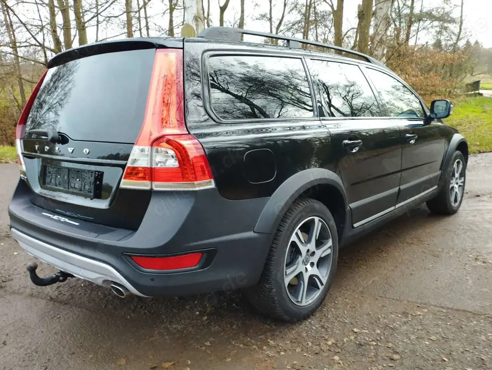 Volvo XC70 2.HAND/GARAGE - EURO6/220PS - techn./opt. top