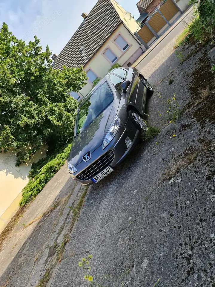 Peugeot 407 HDi 140 JBL