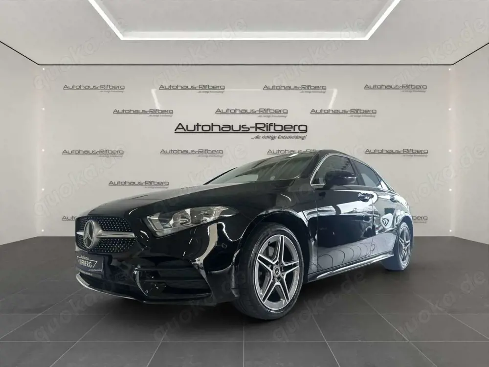 Mercedes-Benz A 250 e 8G AMG Business Lim. Navi/Leder/LED