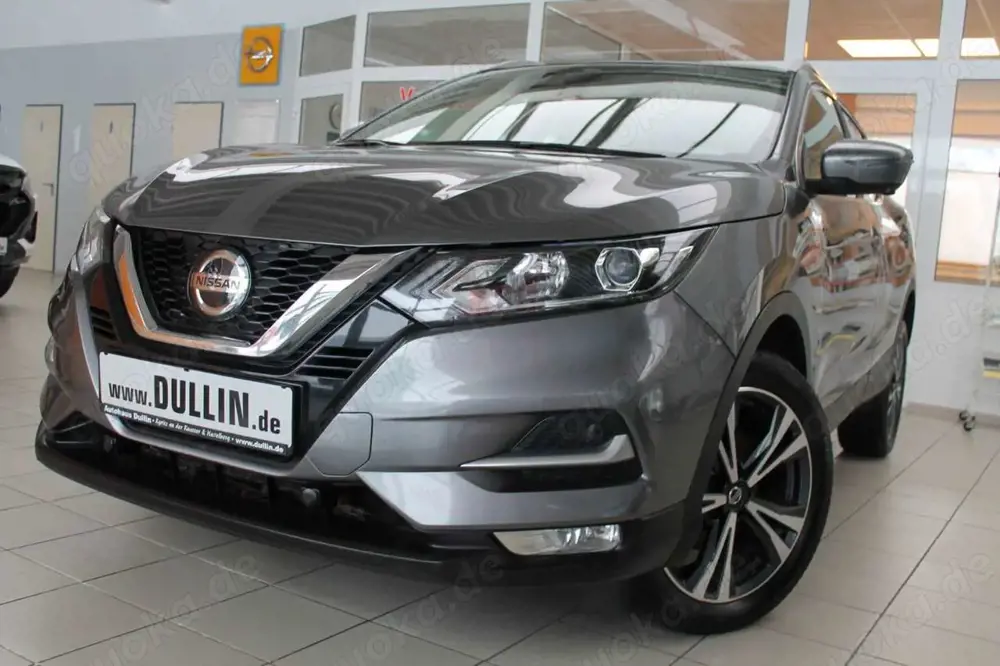 Nissan Qashqai 1,7 dCi N-Connecta 4x4 Anhängerzug