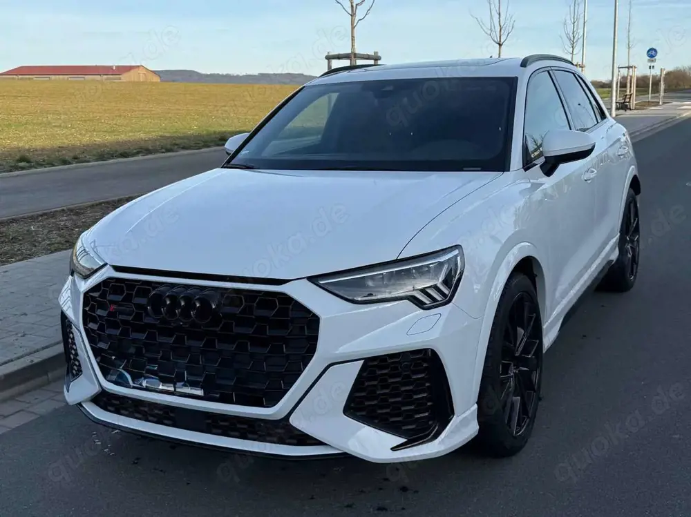 Audi RS Q3 RS Q3 2.5 TFSI quattro S tronic