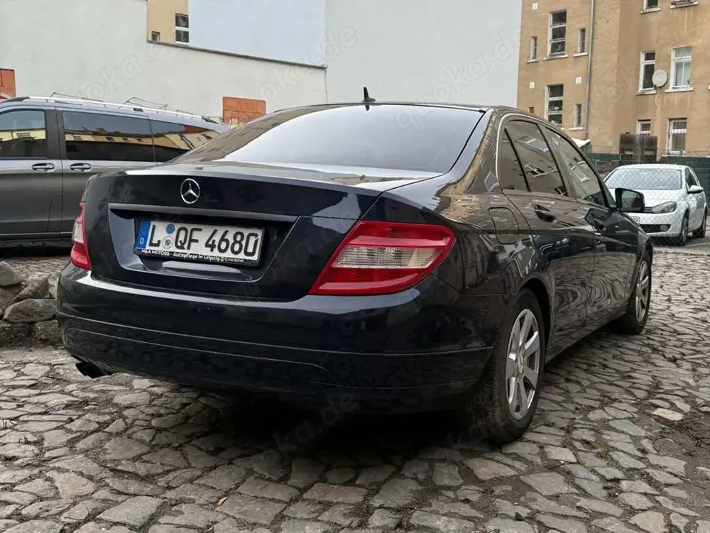 Mercedes-Benz C 200 C 200 CDI DPF Automatik BlueEFFICIENCY Elegance