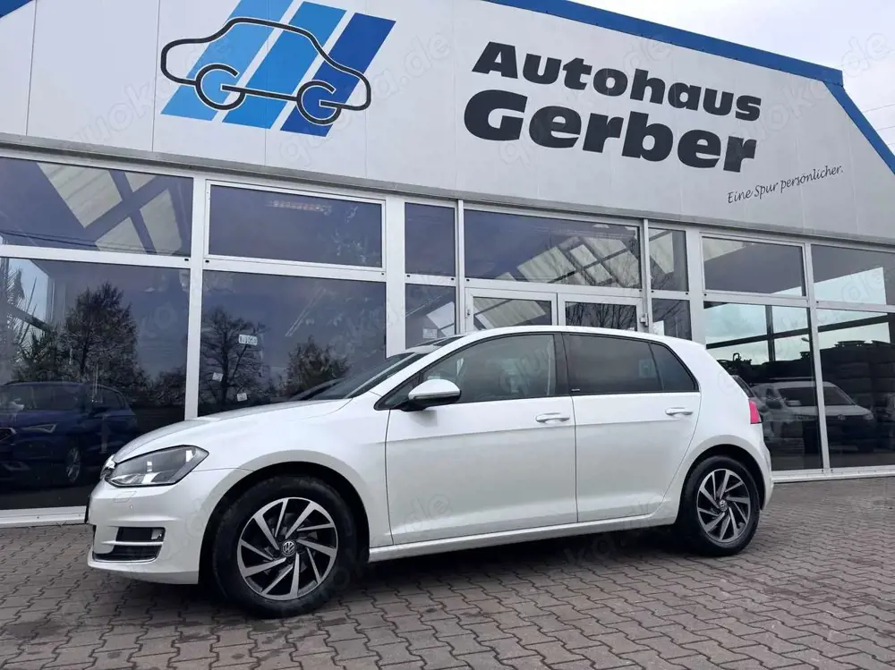 Volkswagen Golf Golf VII 5-Türer 1.4 TSI Allstar Standheizung