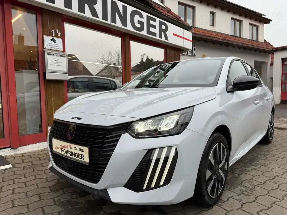 Peugeot 208 tyle 1.2PureTech+Sitzheizung+AppConnect