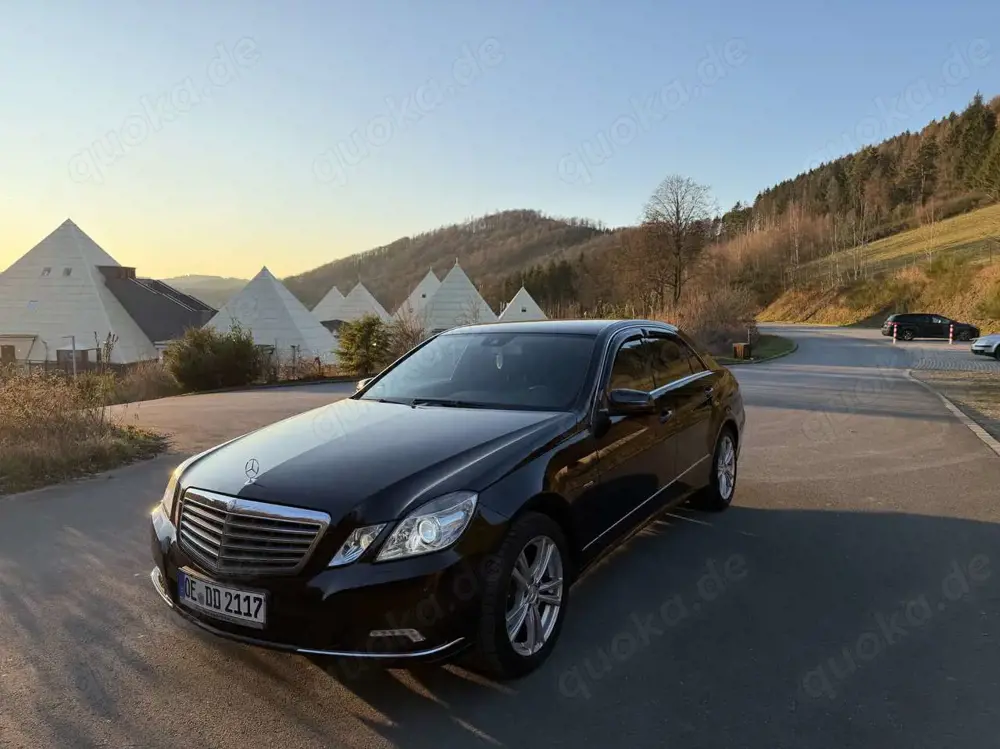 Mercedes-Benz E 350 CDI DPF BlueEFFICIENCY 7G-TRONIC Elegance