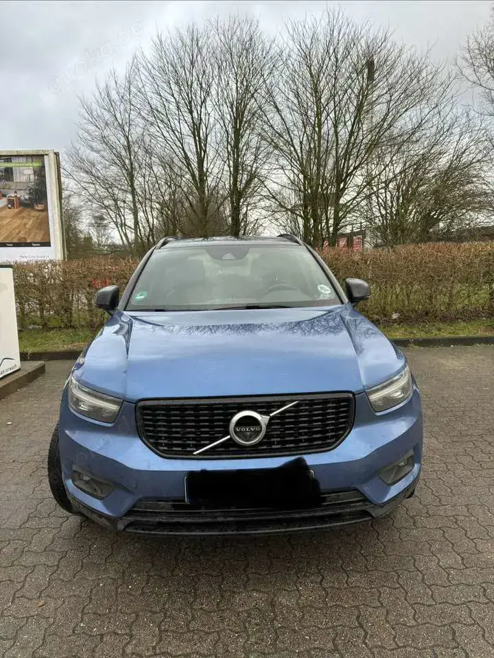 Volvo XC40 R Design Recharge Plug-In Hybrid 2WD
