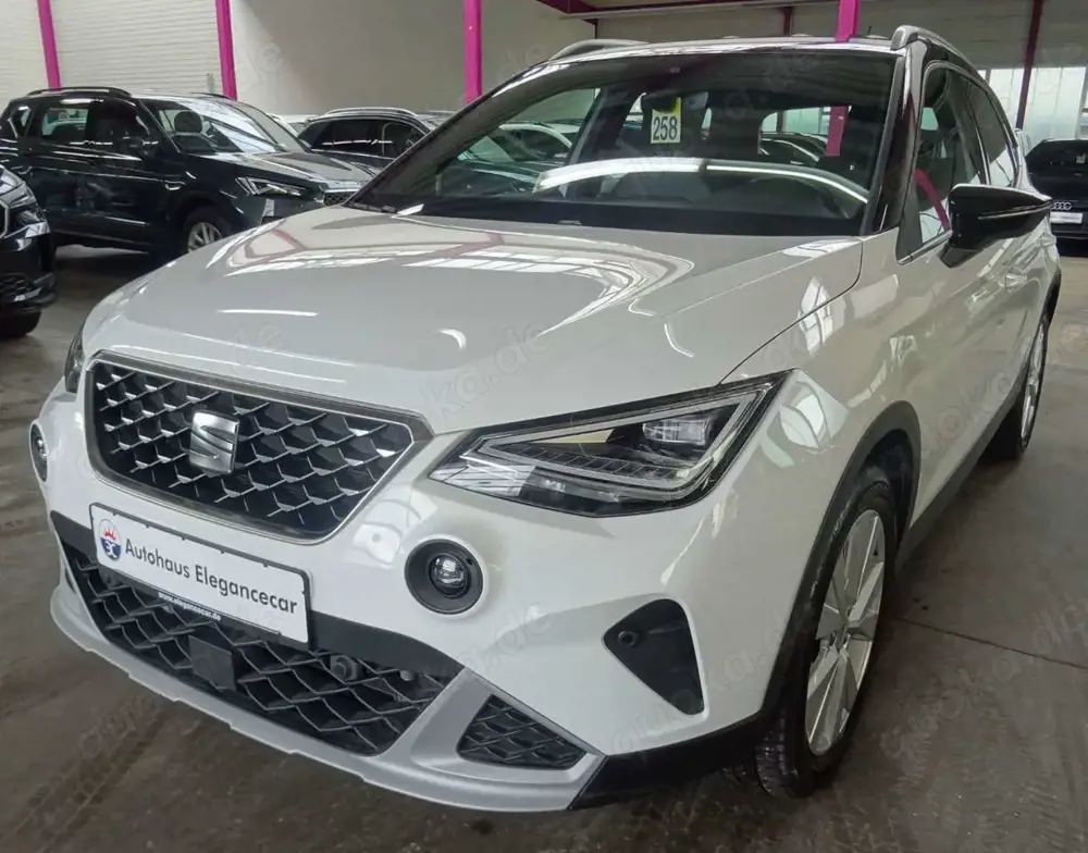 SEAT Arona ARONA 1.0 TSI Xperience *ACC*CAM*KEY*TWA*SHA*LED