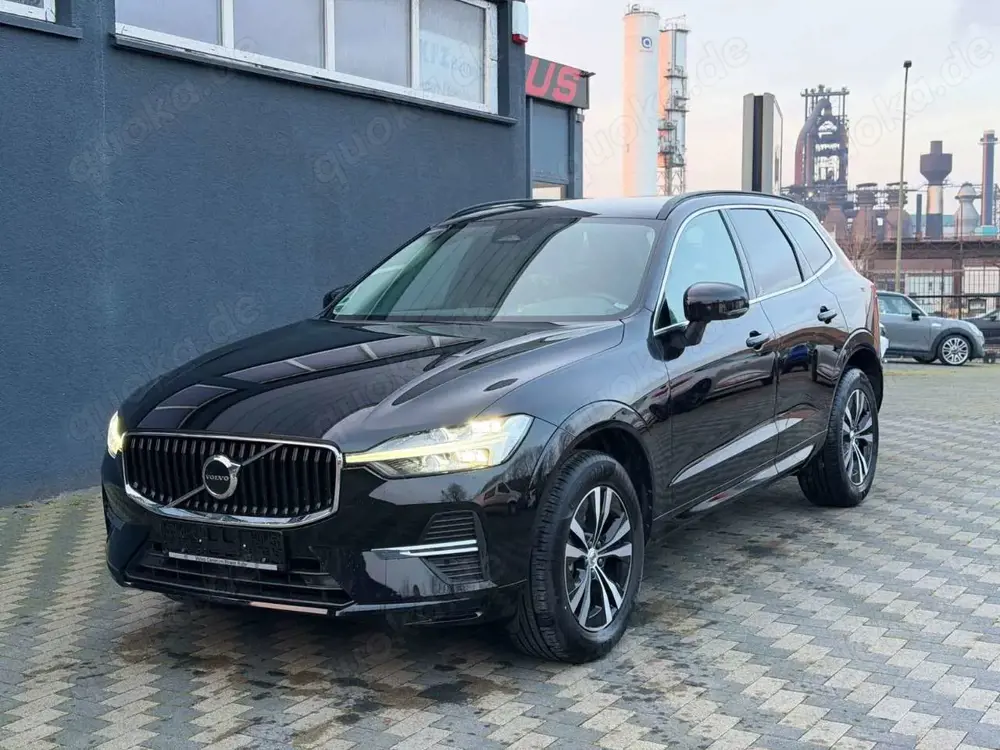 Volvo XC60 Momentum Pro 2WD Navi Kamera