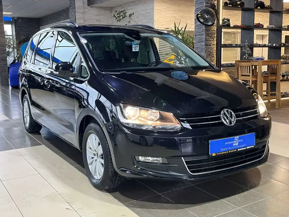 Volkswagen Sharan Comfortline 7-Sitzer Pano. Dynaudio R.Cam