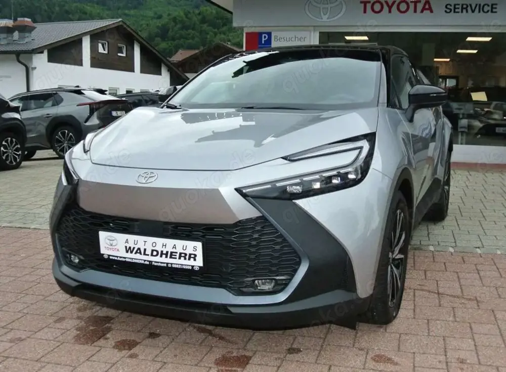 Toyota C-HR 1.8 Hybrid Teamplayer
