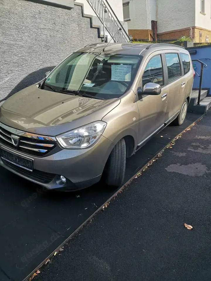 Dacia Lodgy 1.6 MPI 85