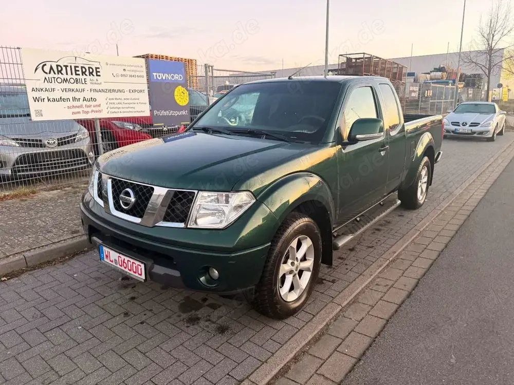 Nissan Navara Pickup King Cab SE 4X4 *2. HAND*LKW*AHK*