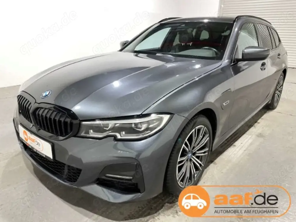 BMW 330 e Touring M Sport Automatik EU6 Leder LED Pano