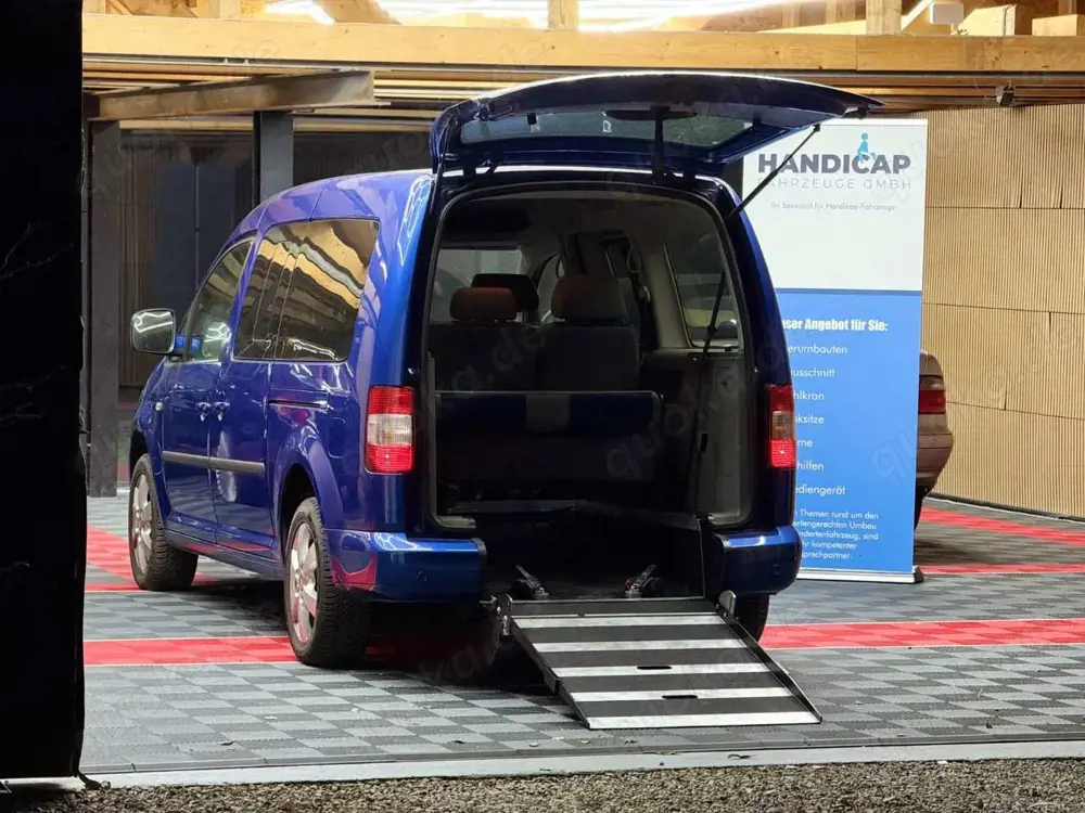 Volkswagen Caddy Maxi Behindertengerecht-Rampe
