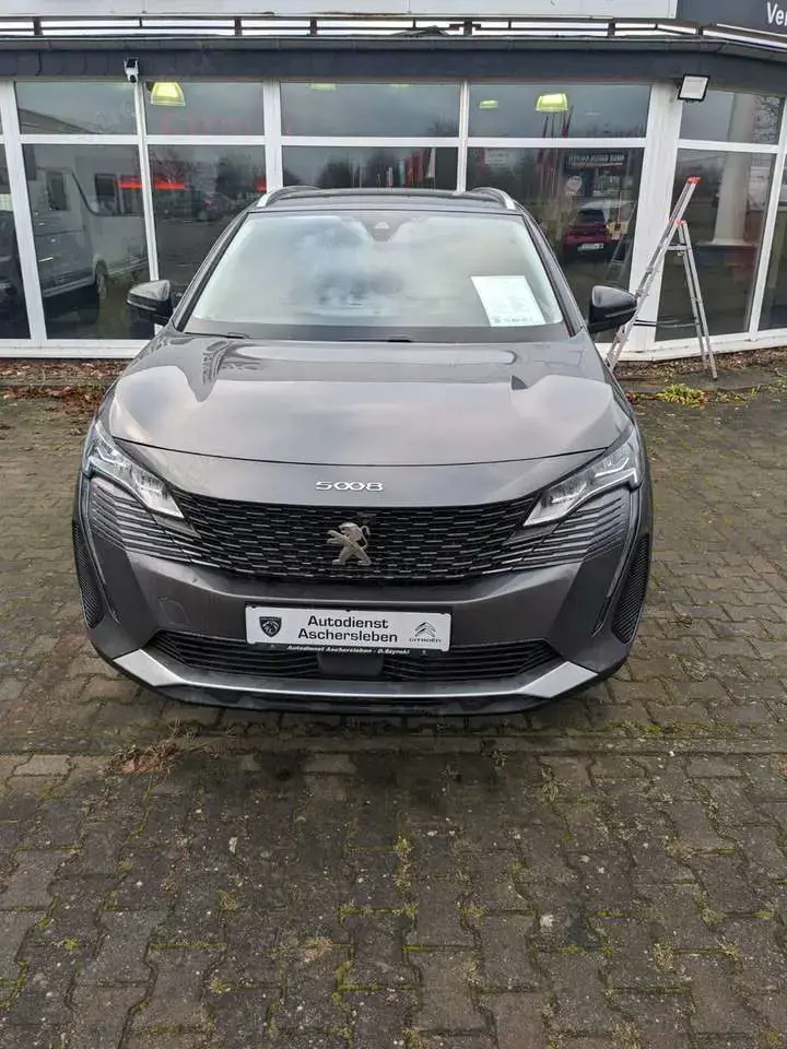 Peugeot 5008 PureTech 130 EAT8 Stop  Start Allure Pack