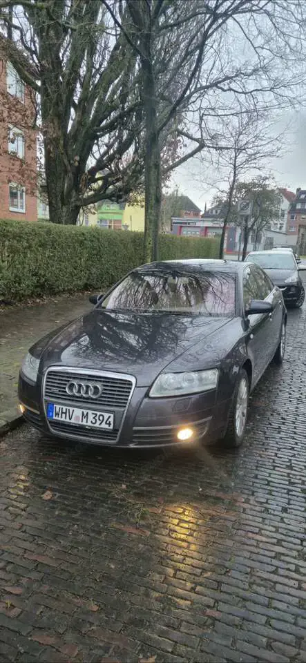 Audi A6 4.2 quattro tiptronic