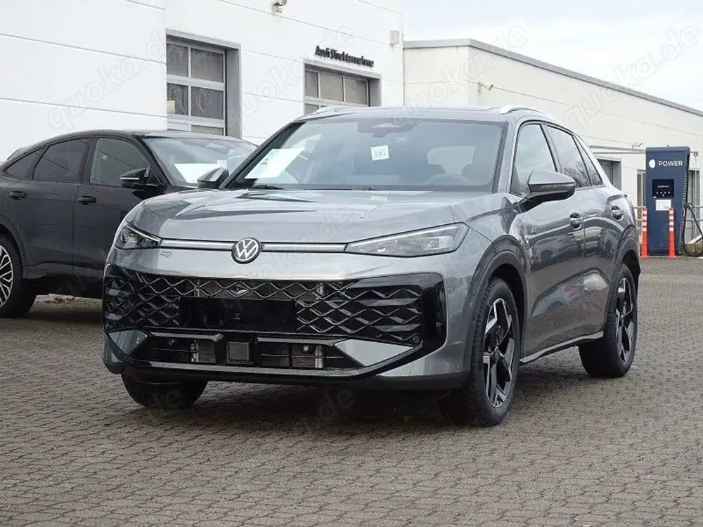Volkswagen T-Roc 1.5 eTSI DSG R-Line - Panoramadach
