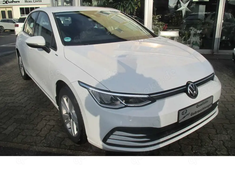 Volkswagen Golf Life 2,0TDI DSG ACC/ Navi/ SHZ/ PDC/ App/ Wirele./