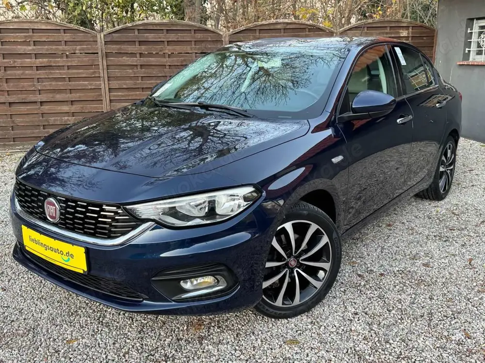 Fiat Tipo 1.6 JTDM Lounge 1. Hand Navi Kamera Sitzhzg