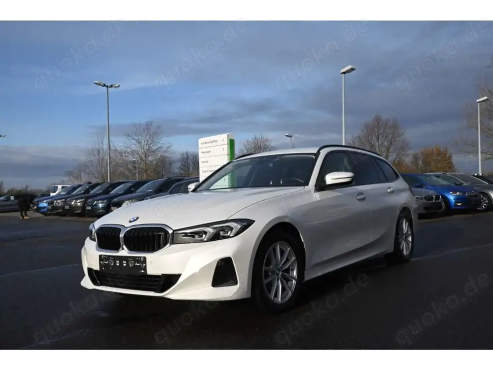 BMW 320 d Touring xDrive Navi LED SHz Apple CP PDC